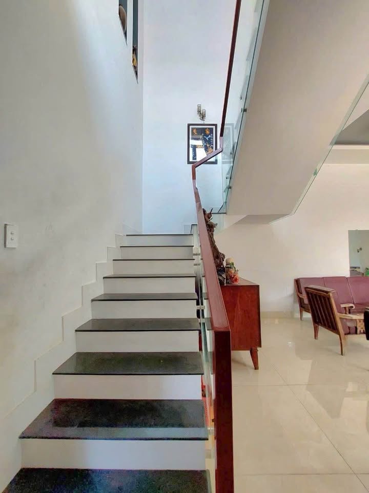 Bán nhà mặt tiền CMT8, P.3, TP Tây Ninh 115m² - Vị trí kinh doanh đắc địa!