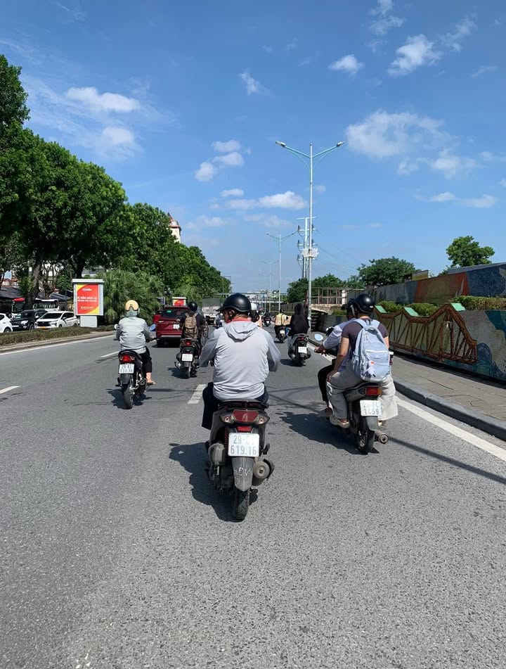 Kho cho thuê mặt phố Nguyễn Văn Cừ, Long Biên 600m² giá 80 triệu - Vị trí đắc địa cho kinh doanh!