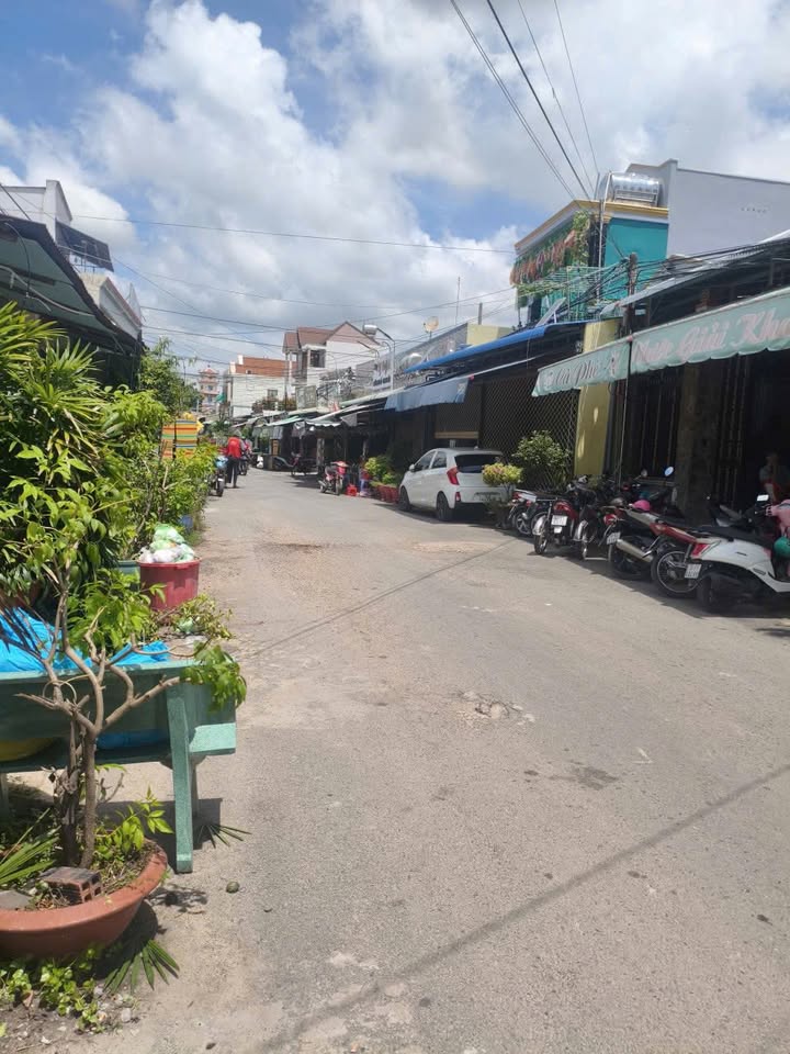 Nhà cho thuê Gò Dầu 2 phòng ngủ giá 3 triệu - Kinh doanh thuận lợi!