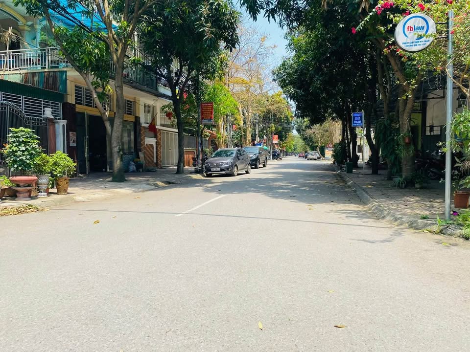 Nhà mặt tiền đường Lương Thế Vinh, phường Trường Thi 141m² - Phù hợp vừa ở vừa kinh doanh!