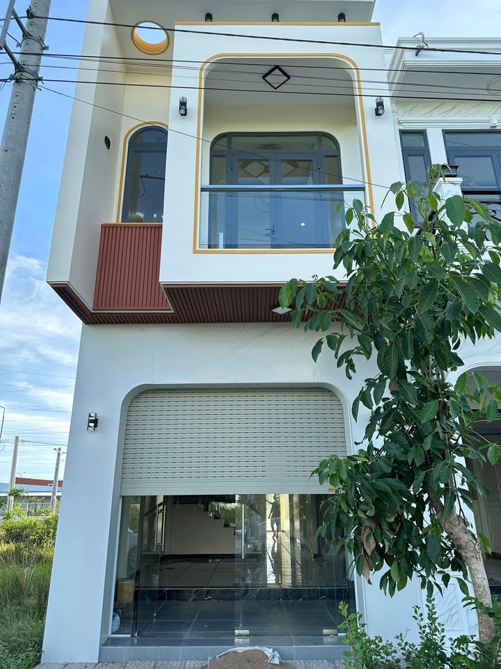 Nhà mới 2 tầng tại KDC Tràng An, Bạc Liêu 84m² giá 2.45 tỷ - Chính chủ bán gấp!
