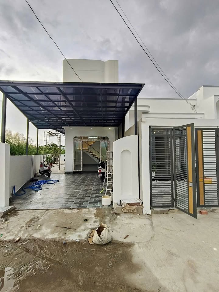 Nhà sân vườn mini An Bình Rạch Giá 230m² giá 2 tỷ - Hoàn thiện 90%!