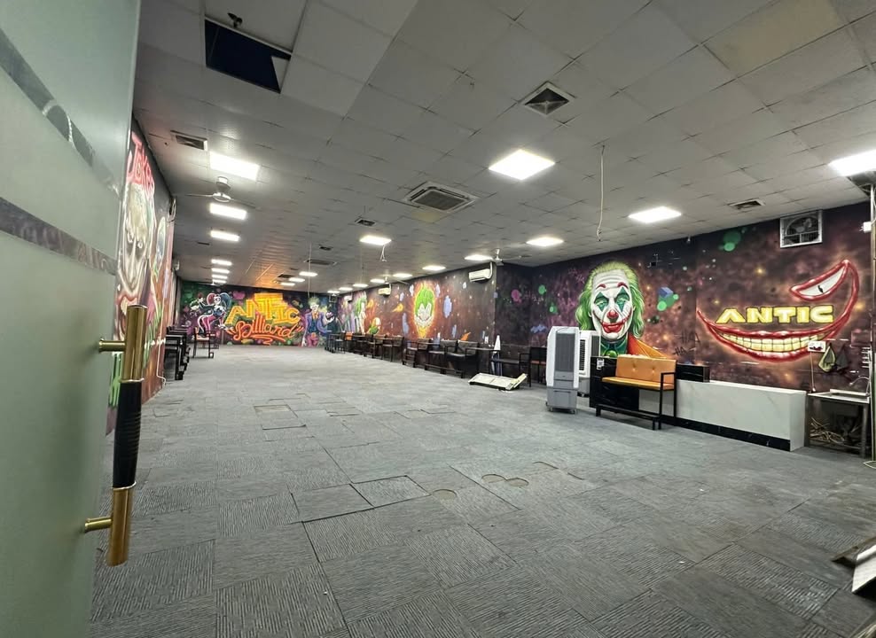 Nhà nguyên căn 2 tầng phố Chùa Láng 500m² giá 65 triệu - Kinh doanh ngay!