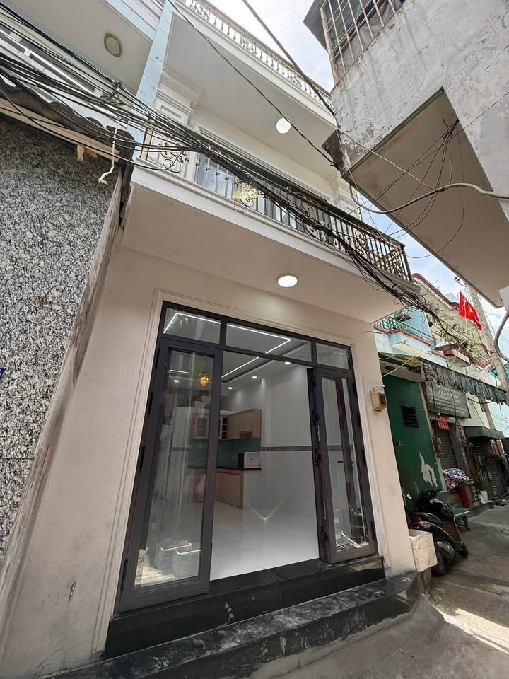 Nhà hẻm Tân Hoà Đông, Bình Tân 28m² giá 3.7 tỷ - Hướng Tây, sẵn sàng vào ở!