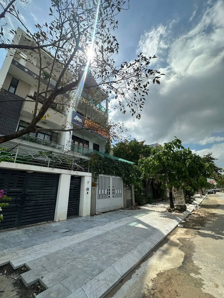 Nhà phố Hồng Hải, Hạ Long 140m² giá thỏa thuận - Vị trí đẹp kinh doanh sinh lời!