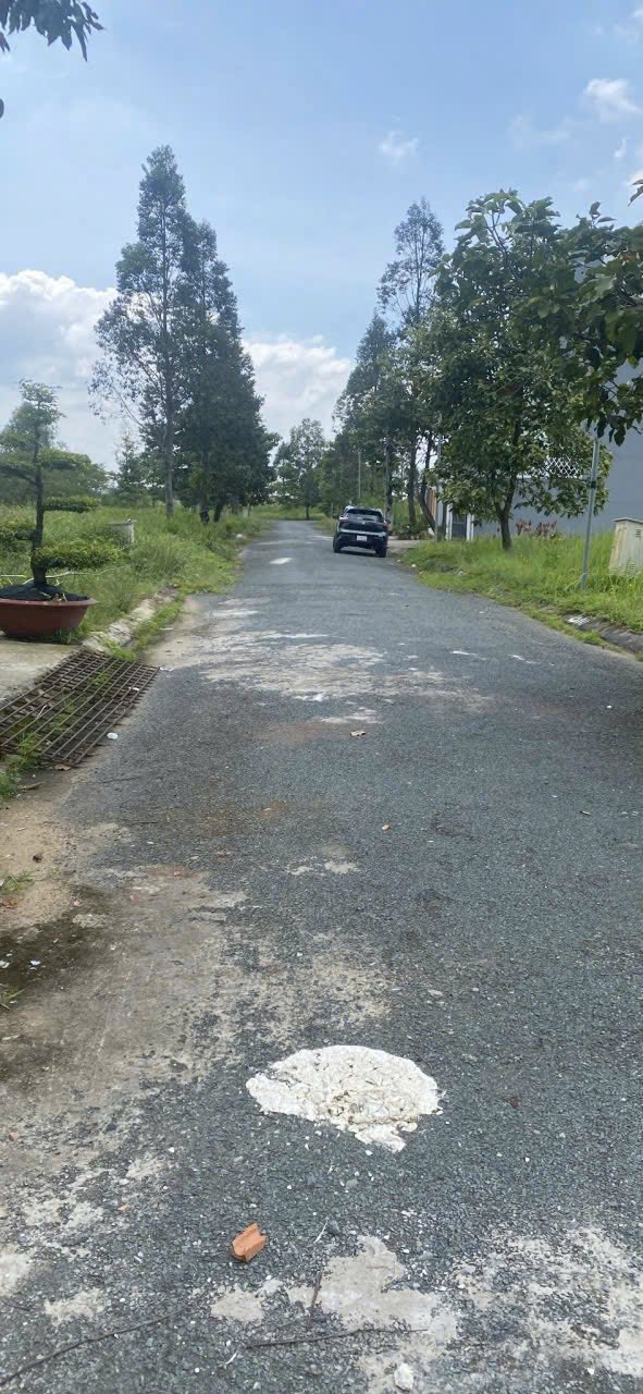 Đất nền KDC Việt Hóa, Tân An 104m² giá 880 triệu - Cơ hội đầu tư tuyệt vời!