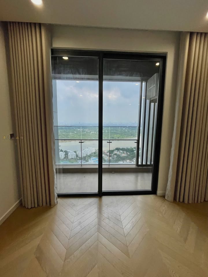 Căn hộ 3PN West Tower - LUMIERE RIVERSIDE 44 triệu/tháng - Tầng cao view đẹp!