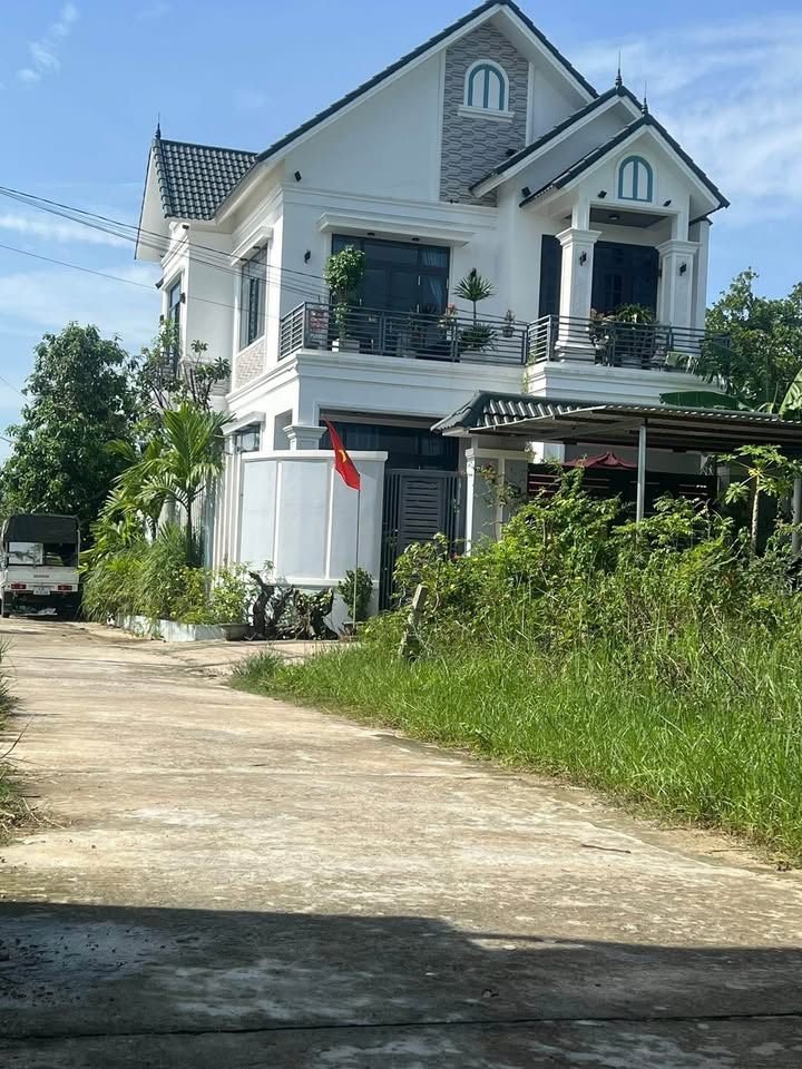 Đất tái định cư bộ đội Hòa Vang 102m² giá 1.75 tỷ - Khu dân trí cao, đường oto thông thoáng!