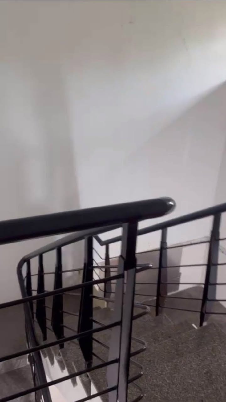 Nhà 2 tầng Nguyễn Phan Vinh Sơn Trà 80m² giá 3 tỷ - Gần biển, tiện ích đầy đủ!