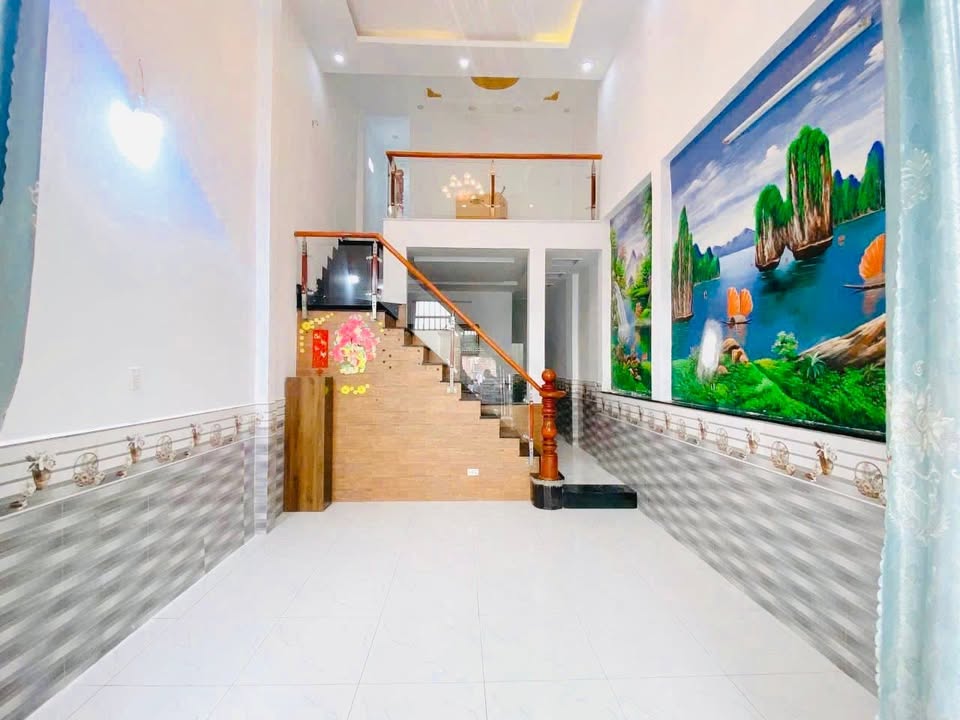 Nhà riêng Dĩ An 76m² giá 2.95 tỷ - Sổ hồng chính chủ, thương lượng nhẹ