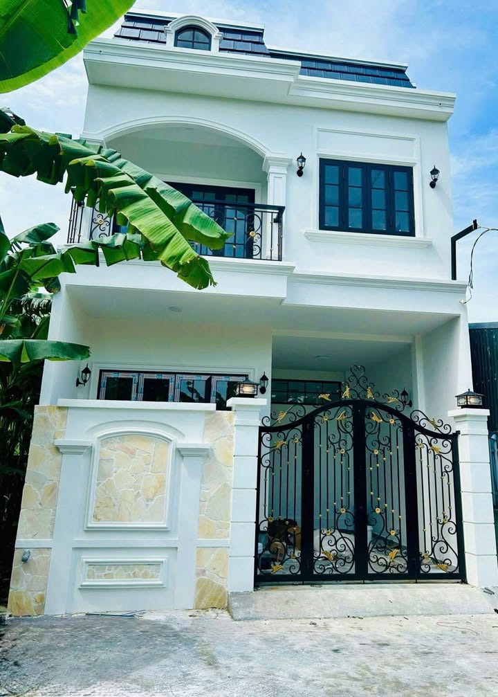 Nhà 2 tầng Tân cổ Điển châu Âu tại Kim Long, Huế - Giá chỉ 2.6 tỷ - Dọn vào ở ngay!