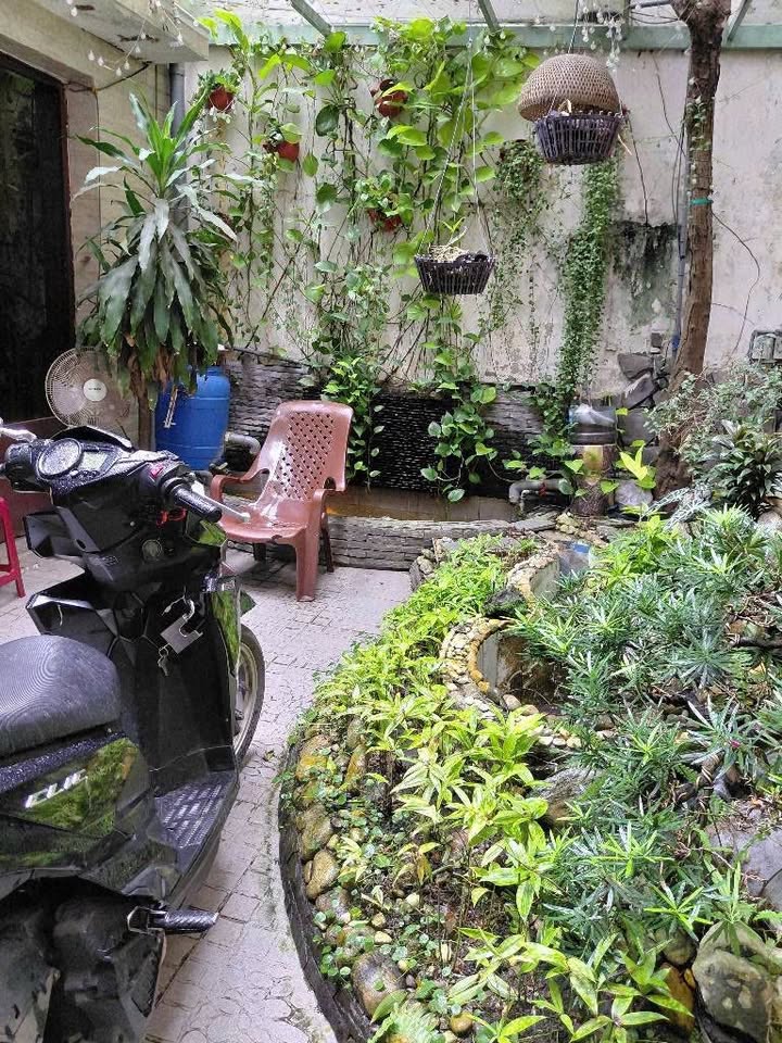 Nhà phố Nguyễn Trọng Tuyển quận Phú Nhuận 88m² giá 11 tỷ - Sát mặt tiền kinh doanh!