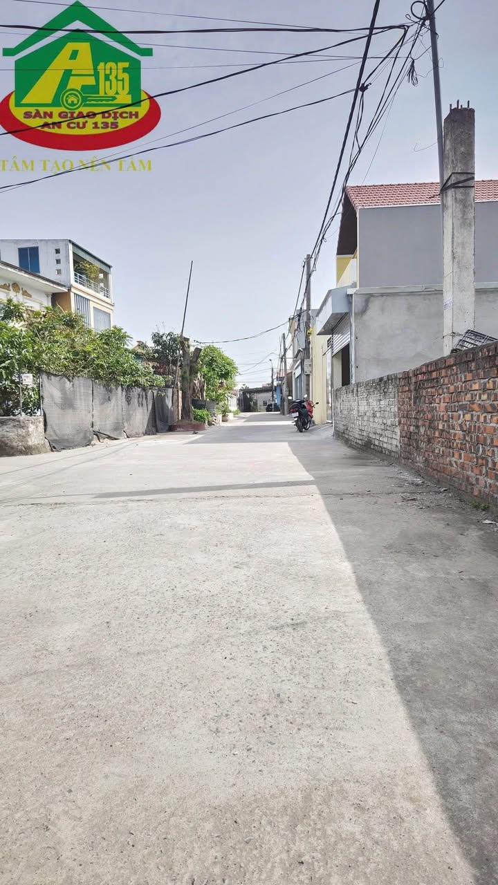 Đất 2 mặt tiền ngõ Trần Nhân Tông, Ninh Bình 97.5m² giá 3 tỷ - Đầu tư sinh lời tuyệt vời!