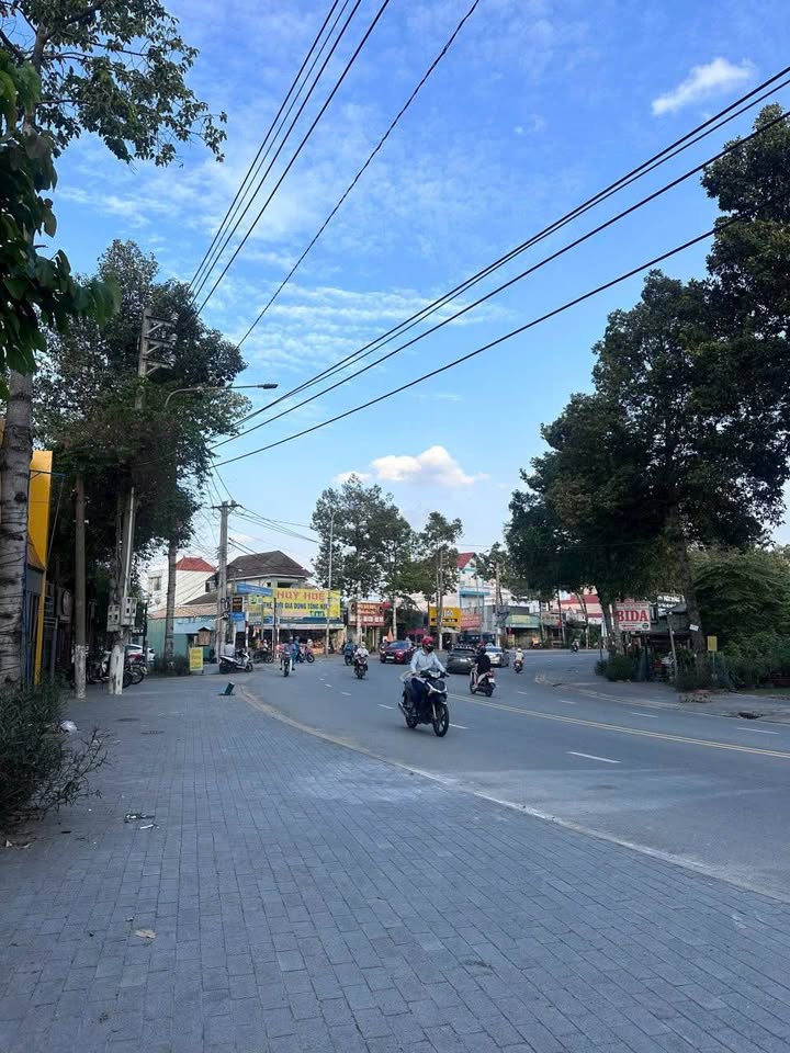 Đất mặt tiền đường Lê Hồng Phong, Thủ Dầu Một, 1106m² giá 30 tỷ - Cơ hội đầu tư hấp dẫn!