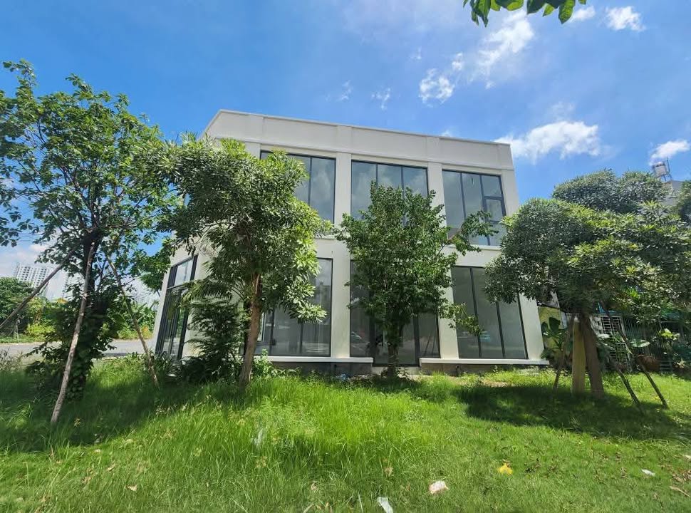 Cho thuê mặt bằng góc 2 mặt tiền Phường An Khánh Quận 2 - Diện tích 500m², siêu đẹp!