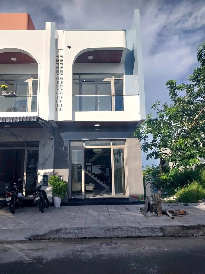 Nhà phố 90m² đường Tú Xương Rạch Giá giá 3.35 tỷ - Nội thất đầy đủ!