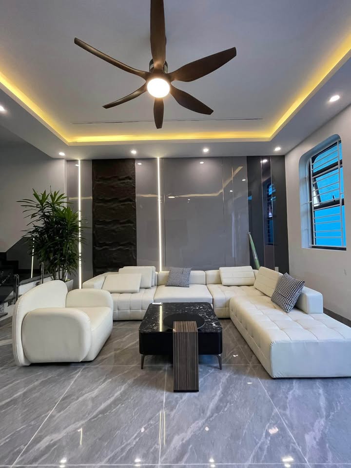 Nhà 3 tầng Vĩnh Khê, An Đồng 56m² giá 3.25 tỷ - Thiết kế hiện đại, sẵn sàng ở ngay!