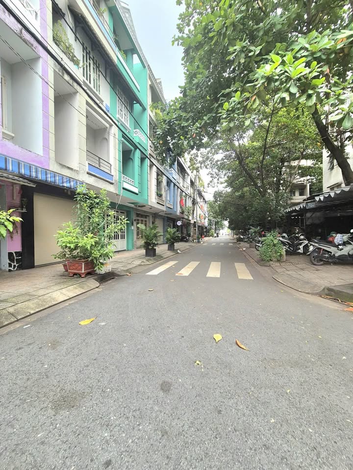 Nhà hẻm 8m Lê Ngã, Tân Phú 56m² giá 9.2 tỷ - Sổ hồng chính chủ