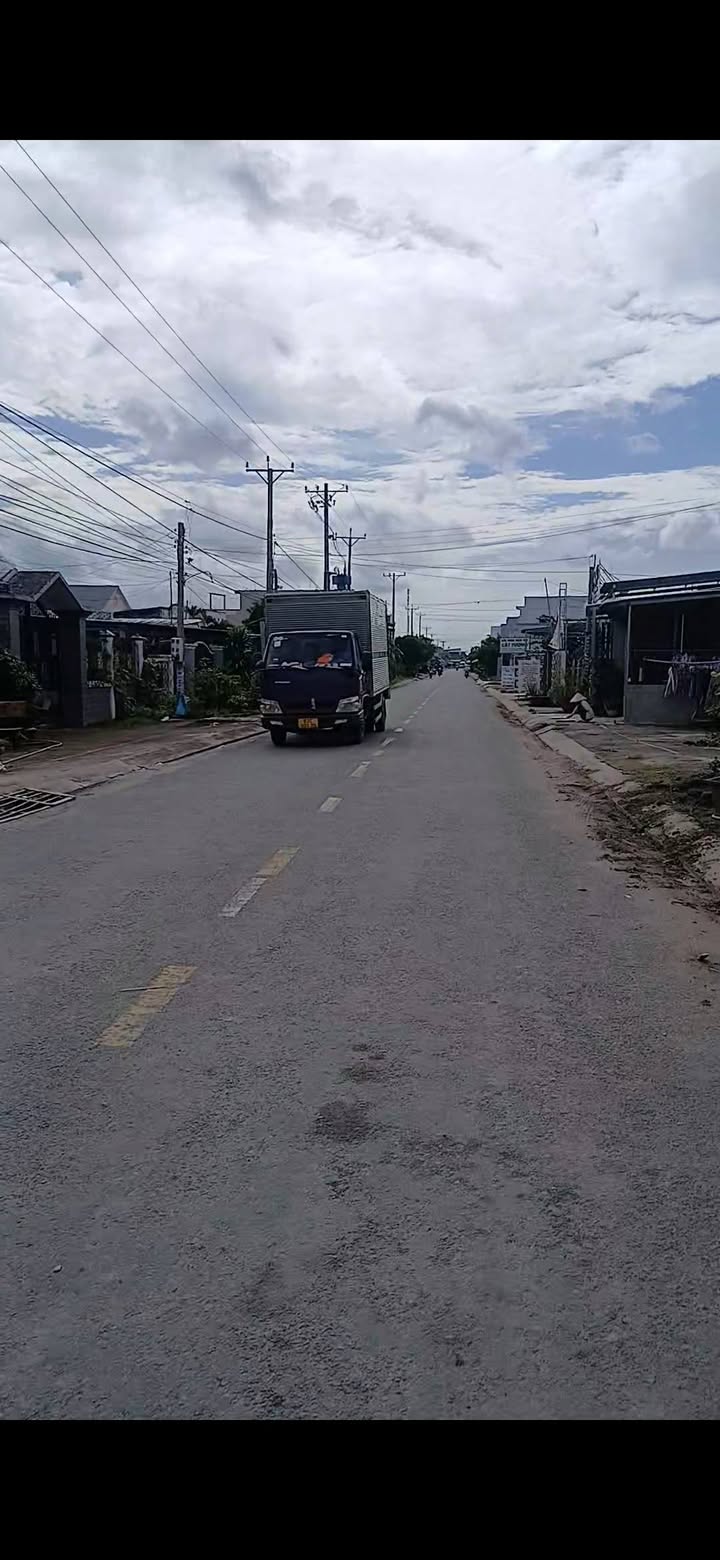 Đất 2 mặt tiền Ấp 7, xã Lương Hòa, 3342m² giá 14.99 tỷ - Cơ hội đầu tư tuyệt vời!