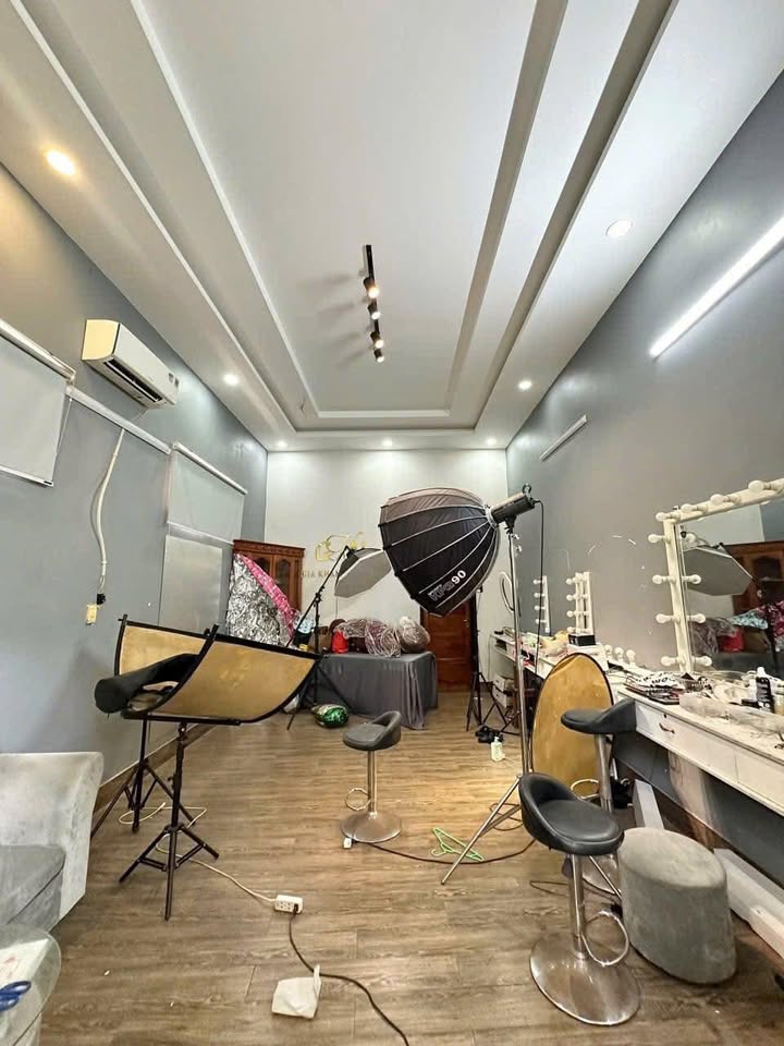 Nhà cấp 4 Biên Hòa 128m² giá 4.5 tỷ - Vị trí tiện ích không thể bỏ qua!