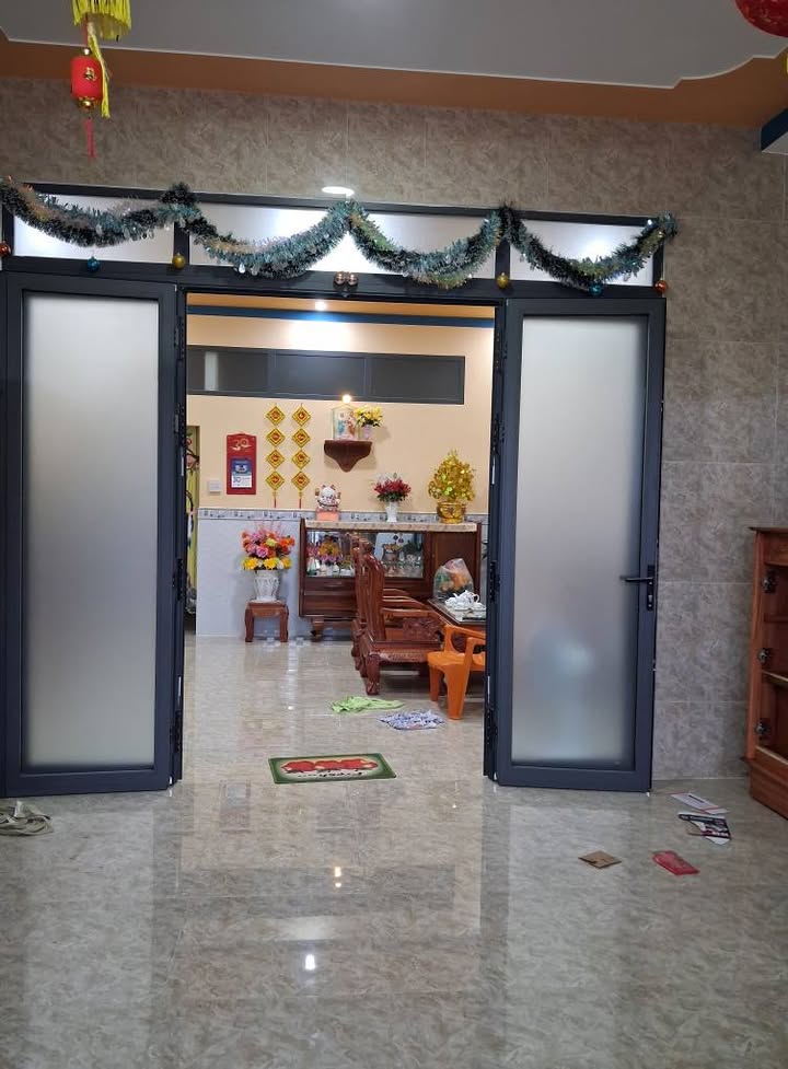 Nhà bán tại Phú Hòa, Long Đức, Trà Vinh 125m² giá 1.05 tỷ - Sân rộng rãi, ô tô vào tận nơi!