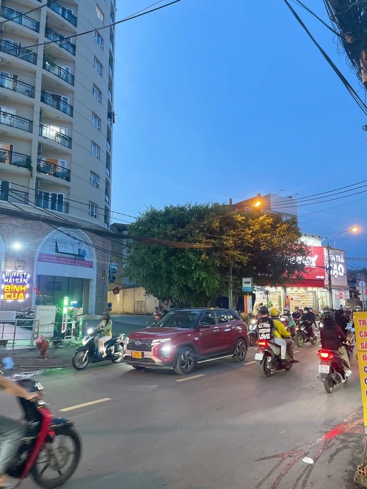 Nhà mặt tiền Phường 15, Tân Bình 118m² giá 14.85 tỷ - Chính chủ bán gấp!