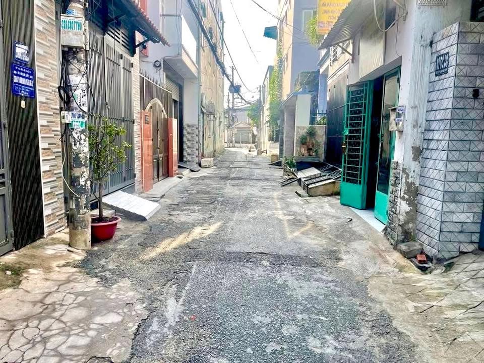 Nhà phố Phạm Văn Bạch, Tân Bình 114m² giá 10.8 tỷ - Đầu tư sinh lời ngay!