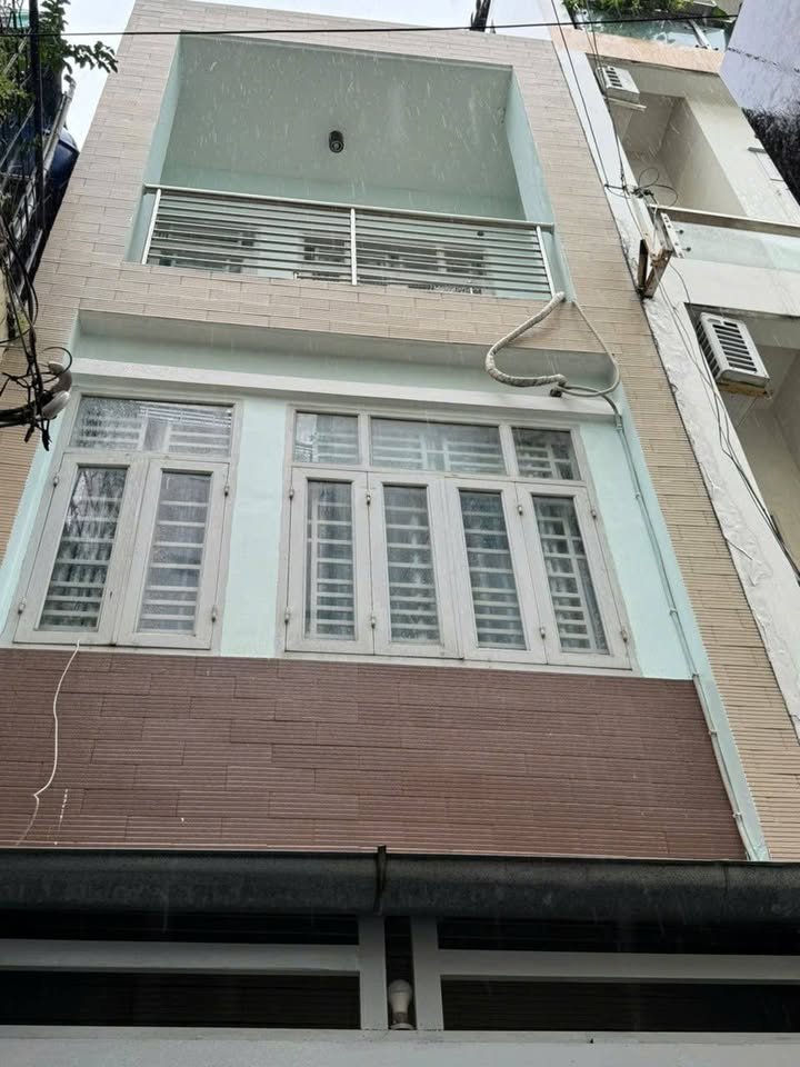 Nhà nguyên căn Phú Nhuận 25m² giá 13 triệu - Khu vực an ninh, yên tĩnh!