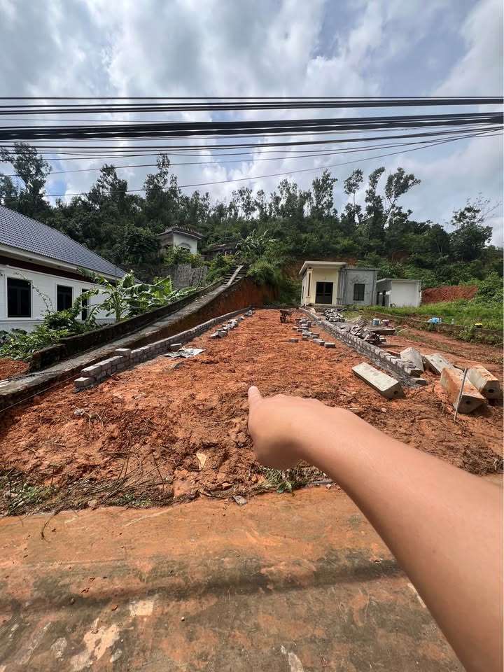 Đất nền mặt đường Liên Thôn Việt Khê 120m² giá 1.4 tỷ - Kinh doanh tuyệt vời!