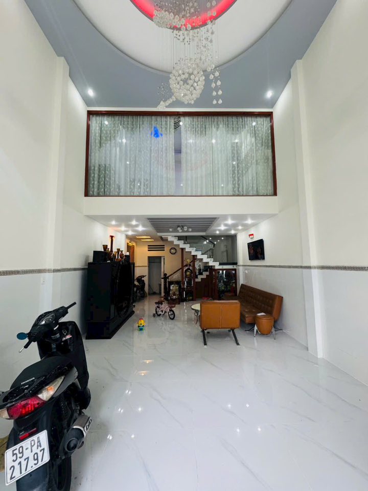 Nhà cho thuê hẻm xe hơi tại Khu Vườn Lài, Tân Phú - Diện tích 65m², chỉ 15 triệu/tháng!