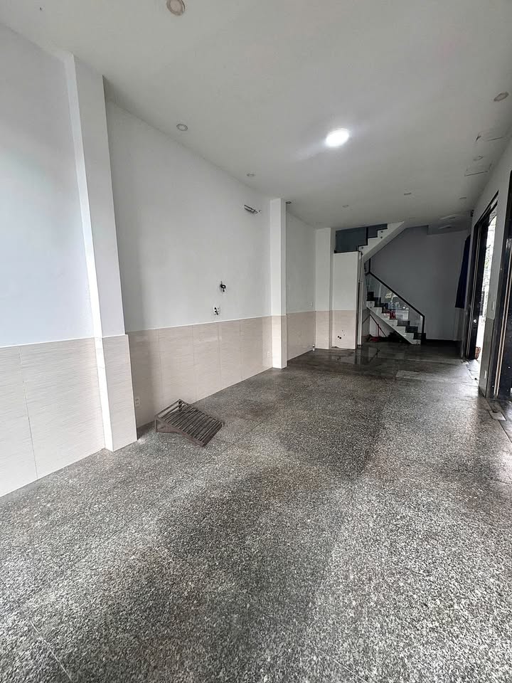 Cho thuê FrontHouse góc 2 mặt tiền Kên Tân Hóa 52m² - Giá 19 triệu/tháng, thích hợp kinh doanh đa ngành nghề!