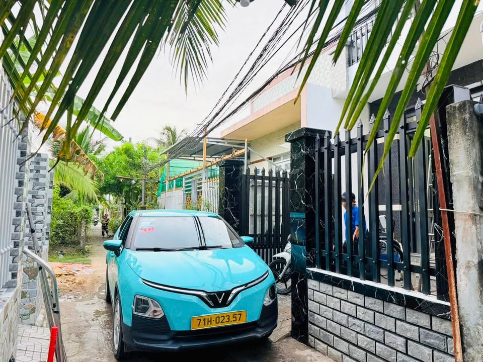 Nhà riêng Bến Tre 70m² giá 1.65 tỷ - Sổ đỏ chính chủ, đã có lối thoát hiểm!