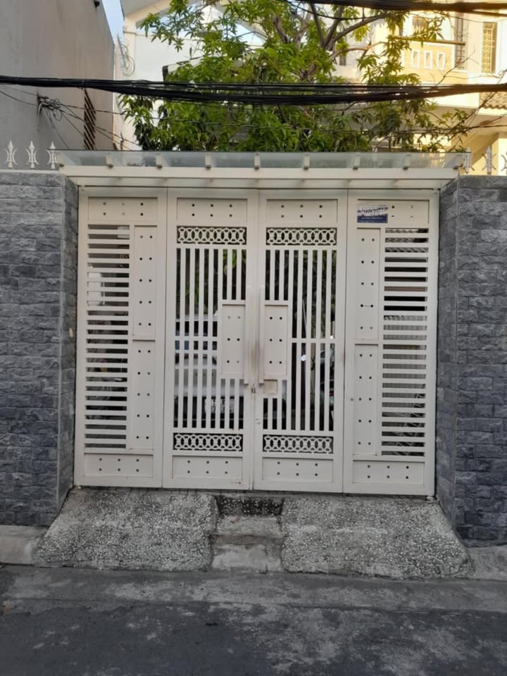 Nhà nguyên căn 502/37/46 Huỳnh Tấn Phát, Q7, 120m² - Không gian sống lý tưởng cho gia đình!