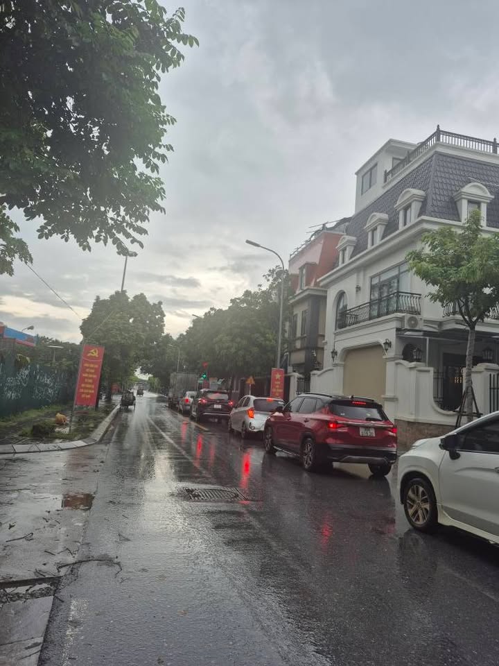 Biệt thự Sa Đôi, Đại Mỗ 200m² - Kinh doanh đỉnh cao, giá thỏa thuận!