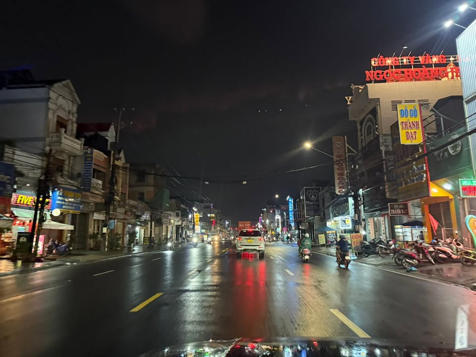 Nhà 2 mặt tiền Quốc lộ 1A, Biên Hòa, 165m² giá 11 tỷ - Cơ hội đầu tư tuyệt vời!