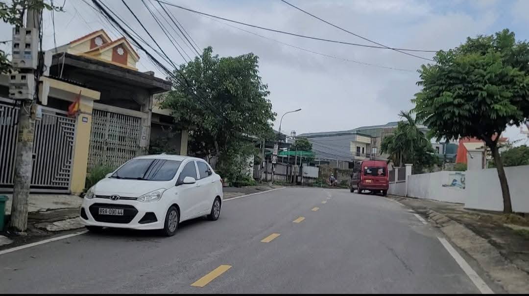 Đất nền Thanh Sơn, Uông Bí 90m² - Sổ đỏ chính chủ, giá tốt!