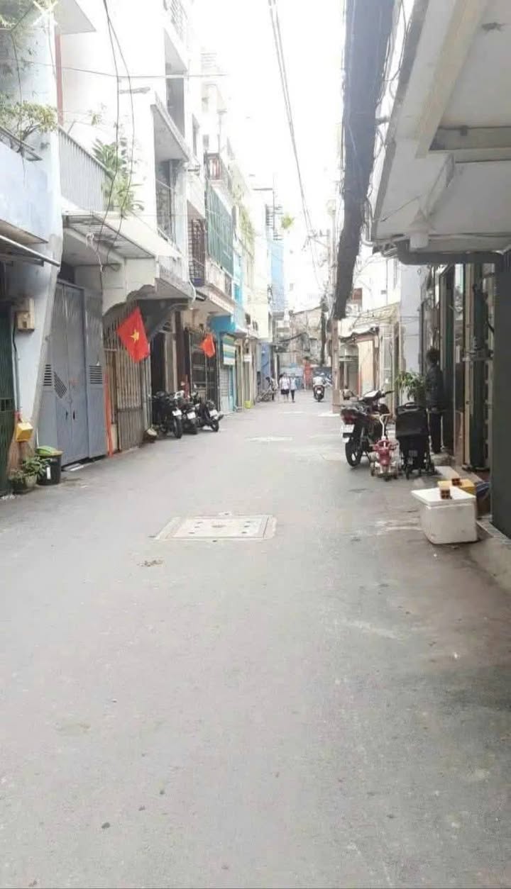 Nhà hẻm Lý Chính Thắng, quận 3, 24m² giá 3.5 tỷ - Cơ hội sở hữu nhà chính chủ!