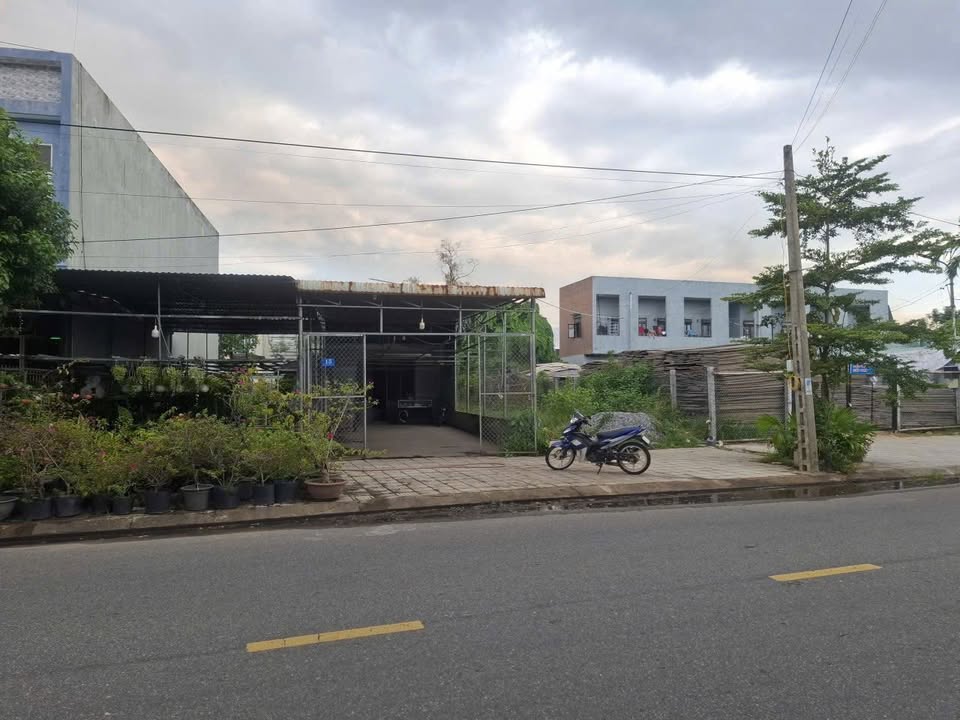 Đất liền kề đường ADB5, xã Hòa Tiến, 175m² giá 3.4 tỷ - Vị trí kinh doanh sầm uất!