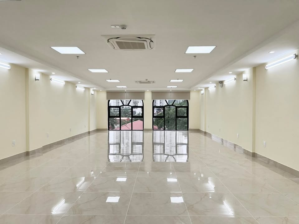 Nhà mặt phố Trung Văn, Nam Từ Liêm 144m² giá 70 tỷ - Kinh doanh siêu phẩm văn phòng!