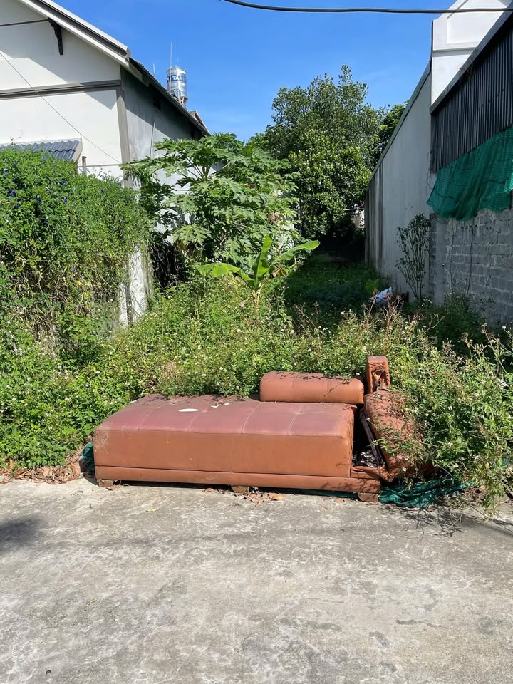 Đất nền khu phố Dinh Hương, Thị trấn Thắng, Hiệp Hòa 111m² giá 1.4 tỷ - Đường thông thoáng, sổ đỏ chính chủ!