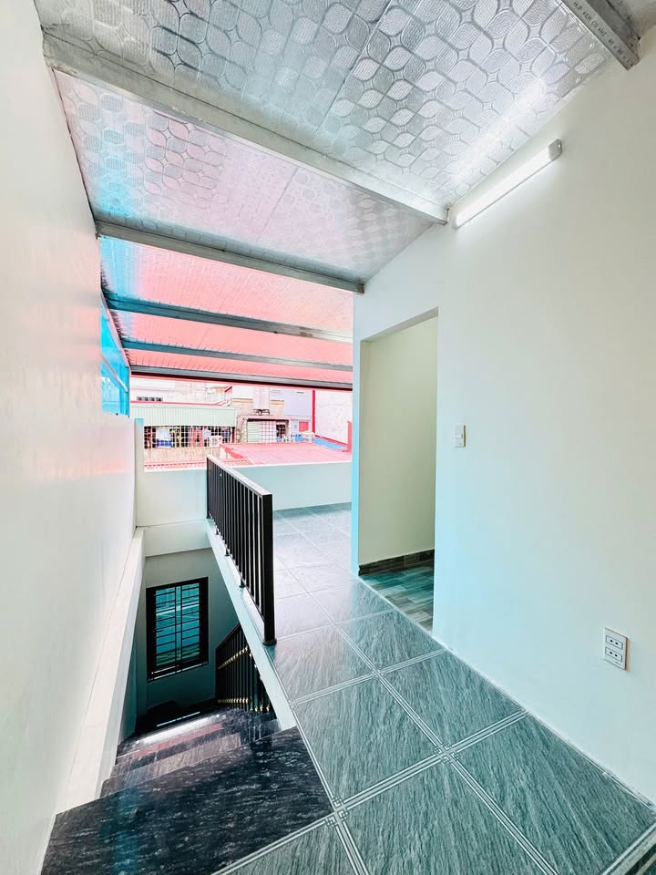 Nhà 3 tầng mới xây tại Nguyễn Tường Loan, Lê Chân, Hải Phòng - Giá chỉ 1.45 tỷ!