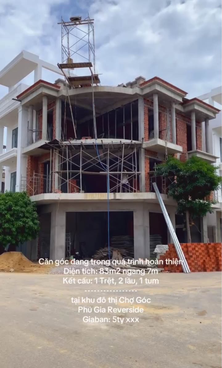 Townhouse Khu Đô Thị Chợ Góc, Nhơn Bình 83m² giá 5 tỷ - Gần trung tâm Quy Nhơn!