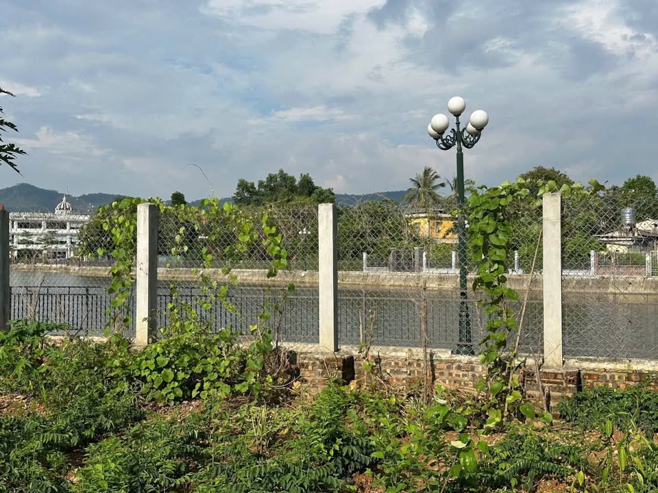 Đất nền phố Phú Gia - Thanh Sơn 109.2m² giá 1 tỷ - View hồ Ao Gia thoáng đãng!