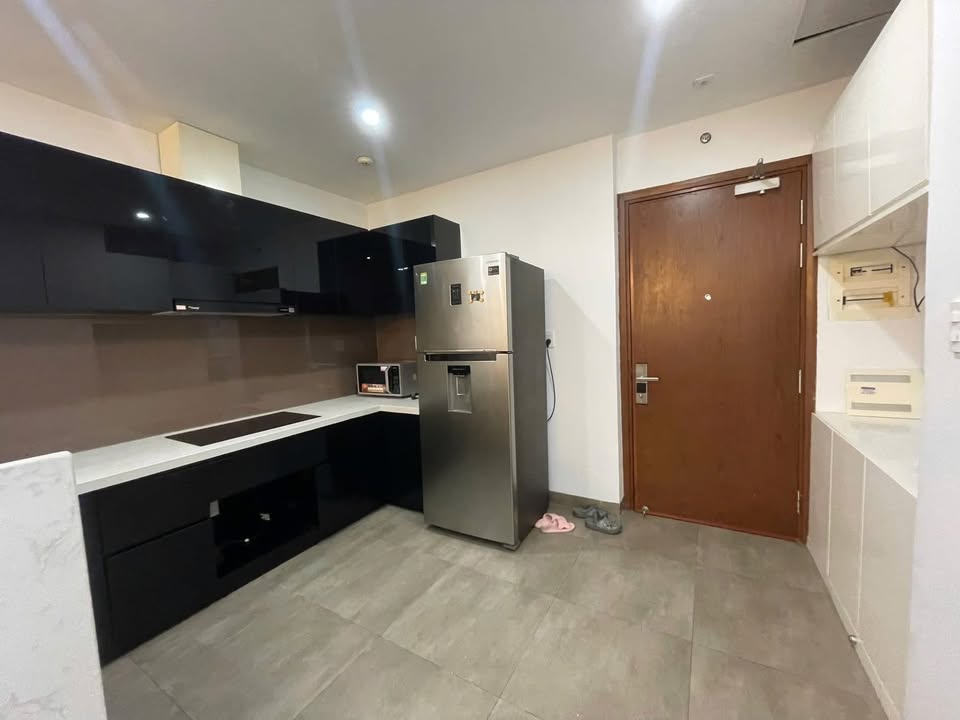 Căn hộ Gold View Quận 4 65m² giá 17 triệu - Nội thất đầy đủ, chỉ việc vào ở!