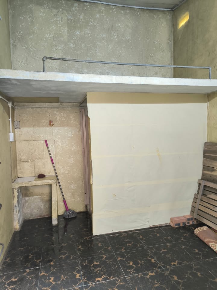 Phòng trọ cho thuê tại ngõ 179 Trương Định, 10m² chỉ 1.1 triệu/tháng - Sẵn sàng vào ở ngay!