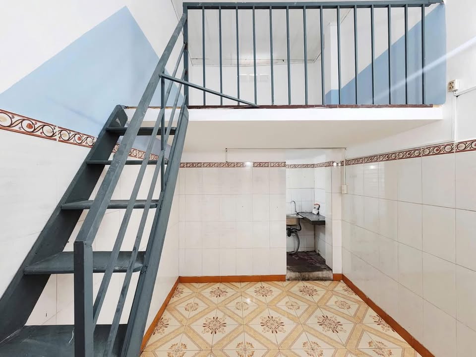 Phòng cho thuê tại Dĩ An 120m² giá chỉ 1.5 triệu - Tiện ích hoàn hảo gần KCN