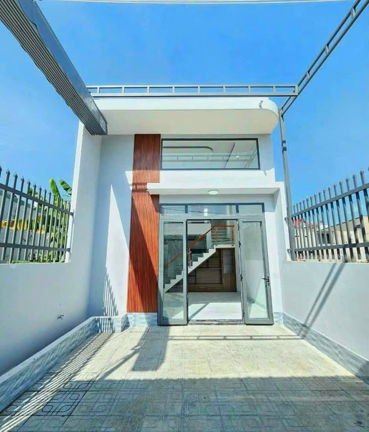 Nhà gác lửng Biên Hòa 90m² giá 1.88 tỷ - Sổ riêng thổ cư, vị trí trung tâm!