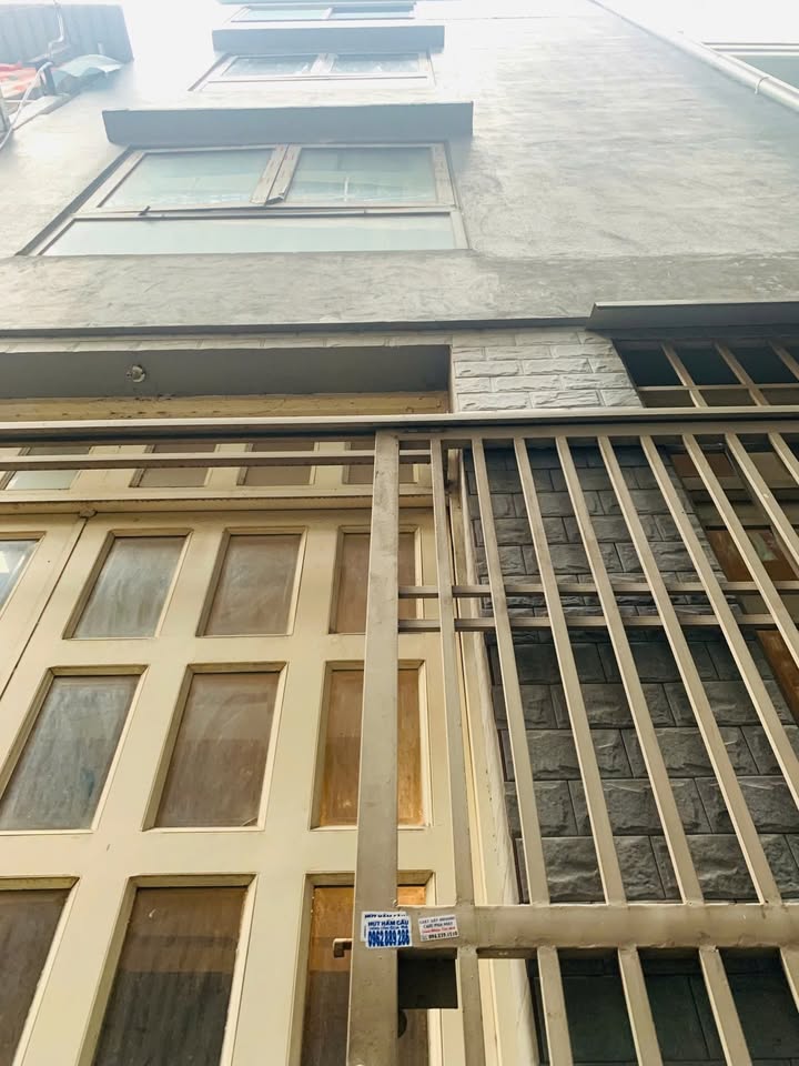 Nhà 4 Tầng Trần Hưng Đạo Quận 1 70m² Chỉ 16 Tỷ - Đầu Tư Sinh Lời