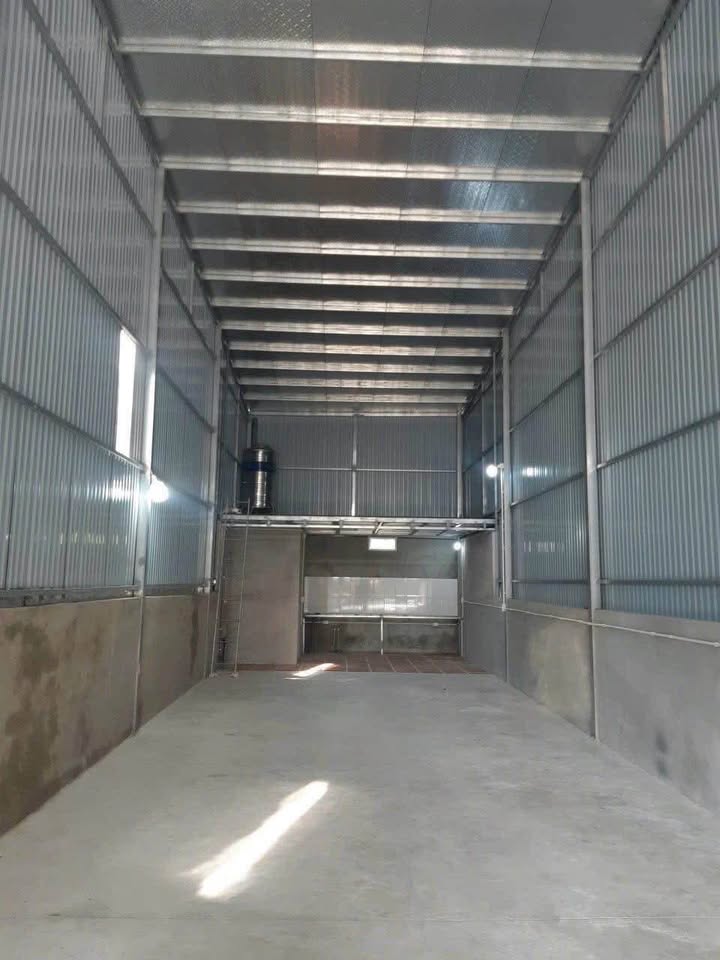 Kho xưởng cho thuê tại Gia Lâm 120m² - Chính chủ, đầy đủ tiện nghi!