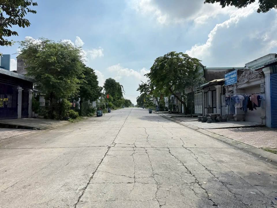 Đất nền Thới Hòa Bến Cát 150m² giá 1 tỷ - Sổ đỏ chính chủ, đầu tư sinh lời!